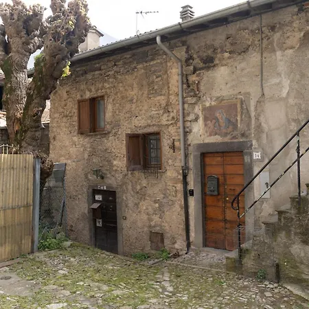 La Corte Antica Di * Laglio